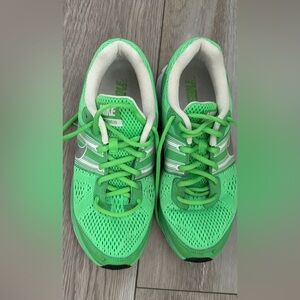Nike Woman’s Pegasus29 shoes